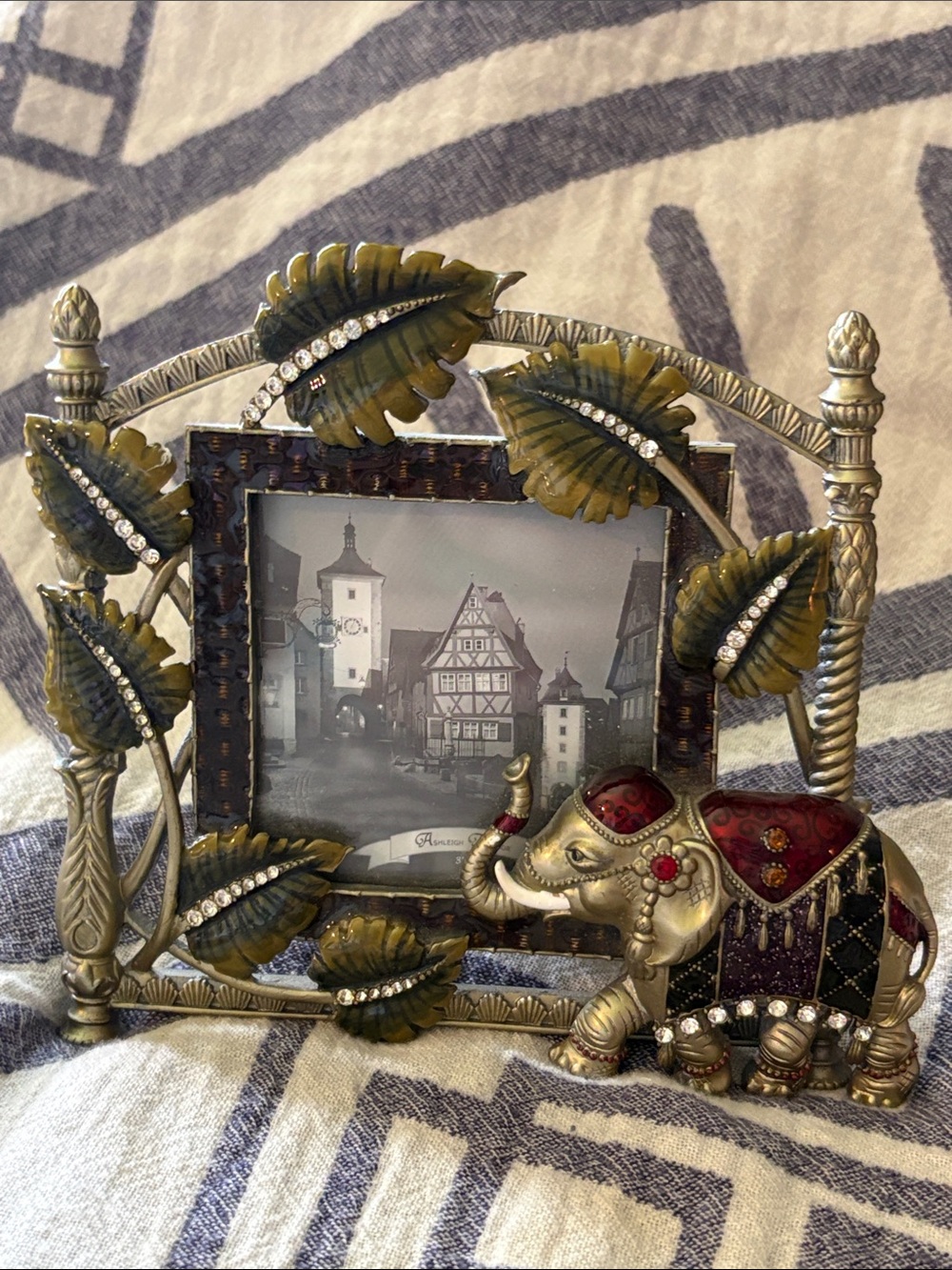Ornate Elephant Accent Picture Frame in Olive Green and Gold
